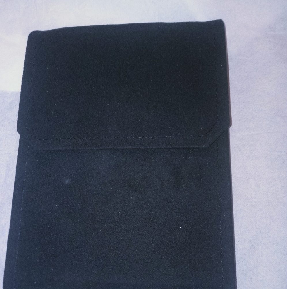 Authentic Tiffany & Co brand black velvet jewelry storage pouch- satin lining - Picture 2 of 10
